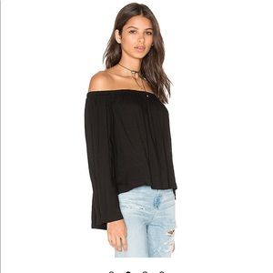 Bella Dahl off the shoulder black top!